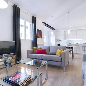 Mit House Santa Barbara Ii En Apartment Madrid