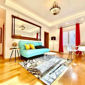 Apartment Charming Huertas Ii *
