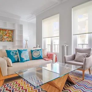 Apartment Stylish 3-bedroom In The Heart Of Barrio Salamanca Perfect For Shopping & Leisure, Castello Iv Madrid