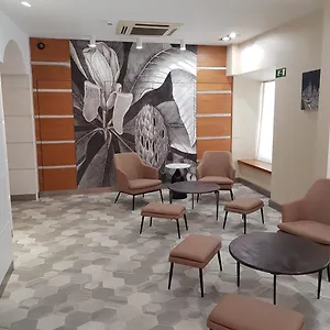 Ateneo Puerta Del Sol Hotel