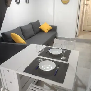 Apartment Encantador Apartamento En Calle Barbieri Madrid