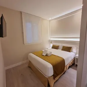 Le Petit Palü-velarde * Madrid