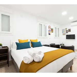 Apartment Acogedor Y Silencioso Estudio M1 Embajadores Madrid