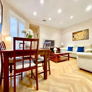Apartment Charming Gran Via Vi *