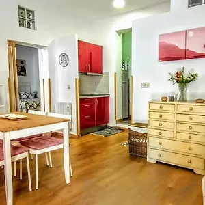 Apartment Lavapies Al Lado Del Rastro *
