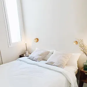 Apartamento De Diseno En Pleno Centro - Atocha Homestay Madrid