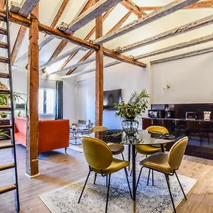 Apartment Gran Via Rustico Madrid