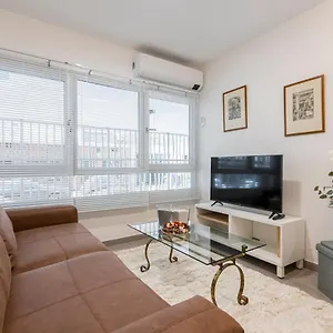 Dobo Homes - Cr33 Madrid