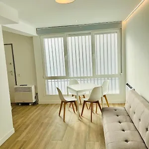Bernabeu/ C.universitaria Apartment Madrid