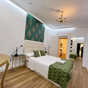 Place Juan Plaza Mayor Apartment