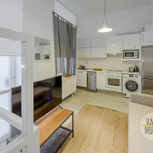 Apartment Stylish Loft With 2 Beedrooms 5pax En La Latina Madrid