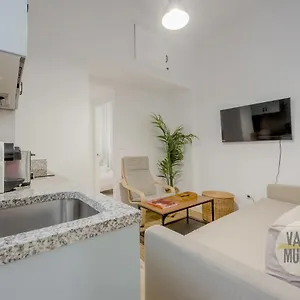 Apartment Nuevo Apt De 7p Entre La Cava Alta Y La Cava Baja