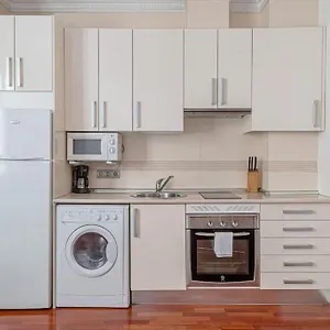 Modern In Chueca Inf3iz4 *