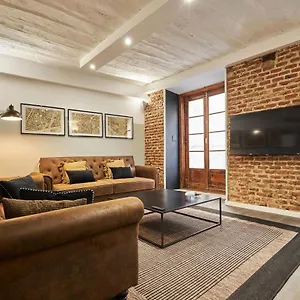 Apartment Gran Via Iii *