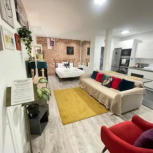 Apartment Wakaflats 4, Centro Chueca, Sb
