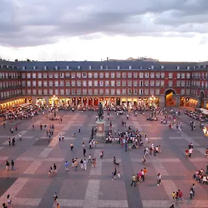 Con Balcon A Calle Mayor Ideal Parejas