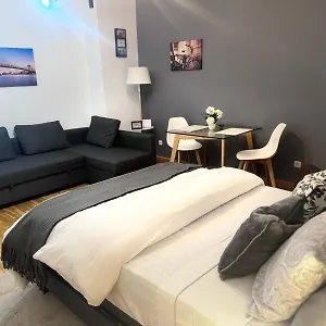 Apartment Precioso Estudio En Opera - Madrid