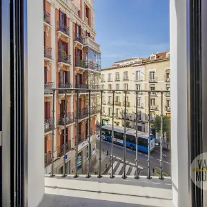 Deluxe 7pax En La Latina-centro De E2 Madrid