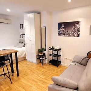 Acogedor Estudio En Delicias By Bebalmy Apartment
