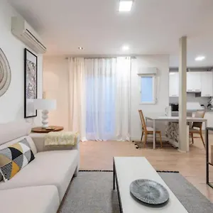 Apartment Modern, Cozy And Bright- 2bd 1bth- Tetuan Madrid