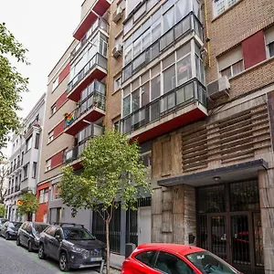 Apartment Modern Duplex-3bedrooms 3bathrooms-lavapies