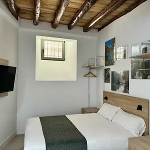 Cava Baja Suites Bajos *