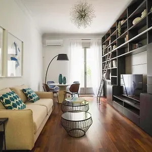 Apartment Bright And Cozy-1bedroom 1bathroom-malasana *
