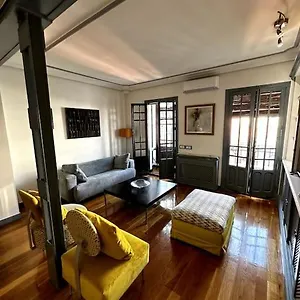 Apartamento Con Parking En Centro De Madrid-chamberi Apartment *