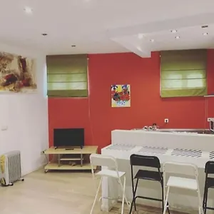Loft I En Apartment