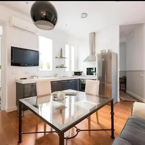 Apartment Stylish Flat In The Salamanca Neighbourhood Velaz