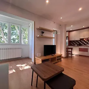 Luminous In Imperial Neighborhood Melanc Apartment