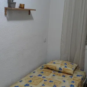 Habitacion Individual Excelente Ubicacion * Madrid