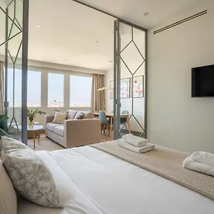 Modern And Bright-2bedrooms 1bathroom-colon Apartment *