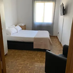 Guest house Encantadoras En La Castellana