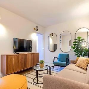 Puerta De America En Apartment Madrid