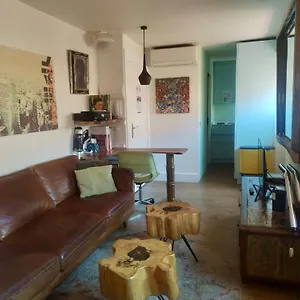 Exclusivo Y Acogedor Piso Con Encanto En Plaza Chueca, Con Aire Acondicionado Y Calefaccion Apartment *
