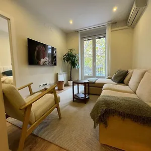 Aura Salamanca 2 Bedroom Flat With Balcony Apartamento