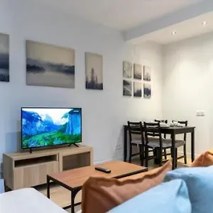 Apartment Artbel En Ifema- Pinar Del Rey Madrid