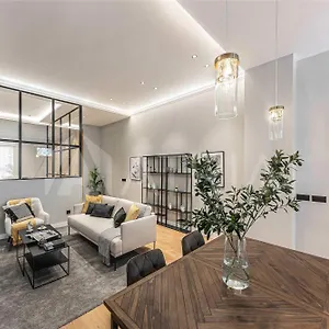 Designer 3 Apartment Madrid