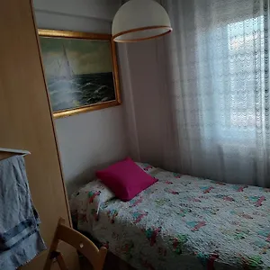 Privada Alameda De Osuna Homestay Madrid