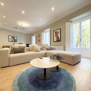 Alcala Gate Exquisite Luxury Seasonal Apartment Madrid