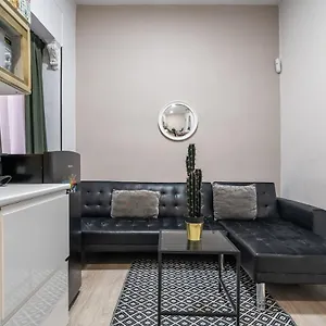 Cosy Loft In The Centre Of - Reloj D