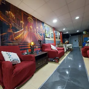 Hostal Bernabeu A 15 Minutos *