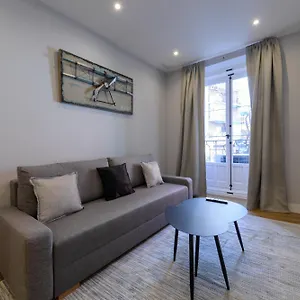 Museum Area Atocha 3br 2bth Apartment