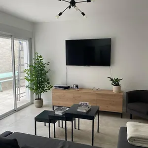 Cozy Mini Heart Of * Madrid