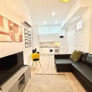 Apartment Amch Renfe Asamblea De 02 *