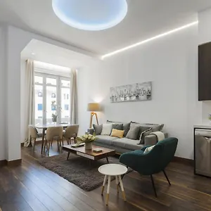 Dobo Homes Gv61 Gran Via Apartment Madrid