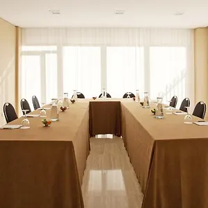 Hotel Nh Prisma 4*