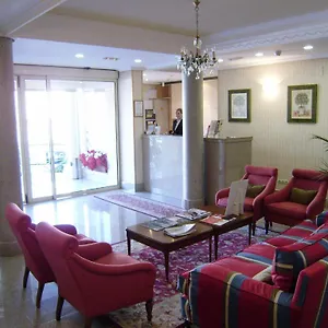 Ah Liceo - Arturo Soria Centro Hotell