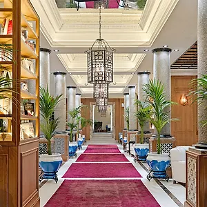 Hotel Boutique H10 De La Reina 4*